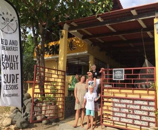 Bed and Breakfast Bananoz Surfhouse Transito Exterior foto