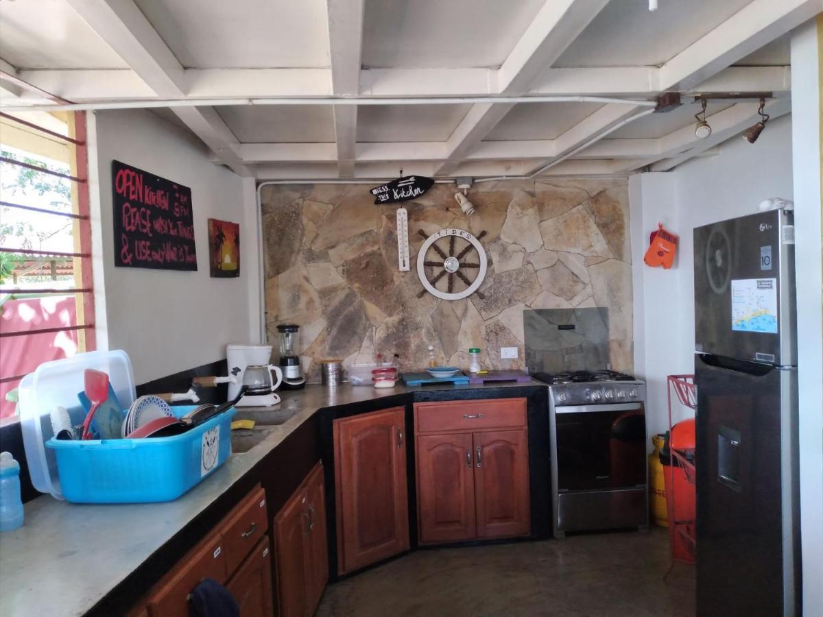 Bed and Breakfast Bananoz Surfhouse Transito Exterior foto